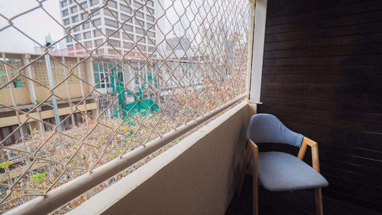 I-Sleep Silom Hostel Бангкок Экстерьер фото