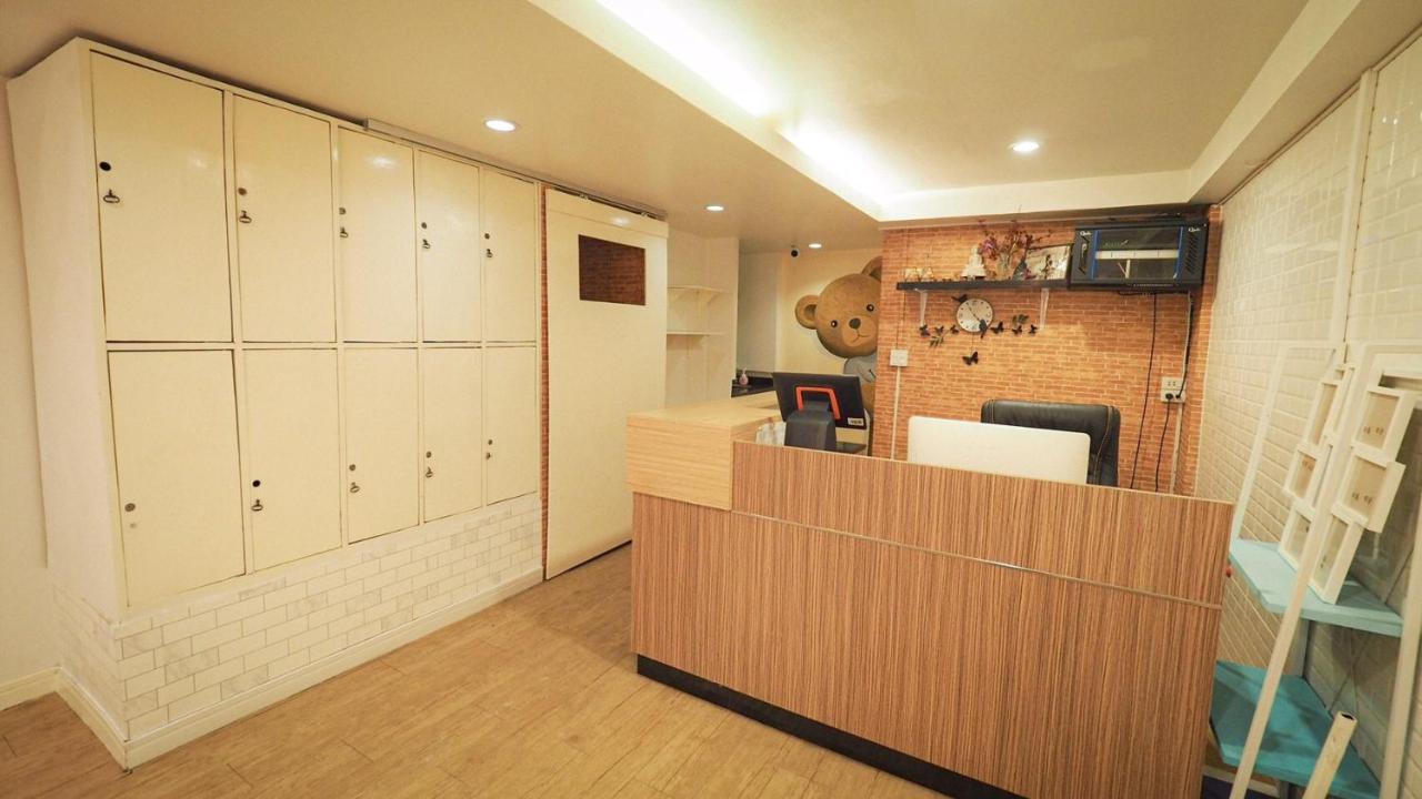 I-Sleep Silom Hostel Бангкок Экстерьер фото