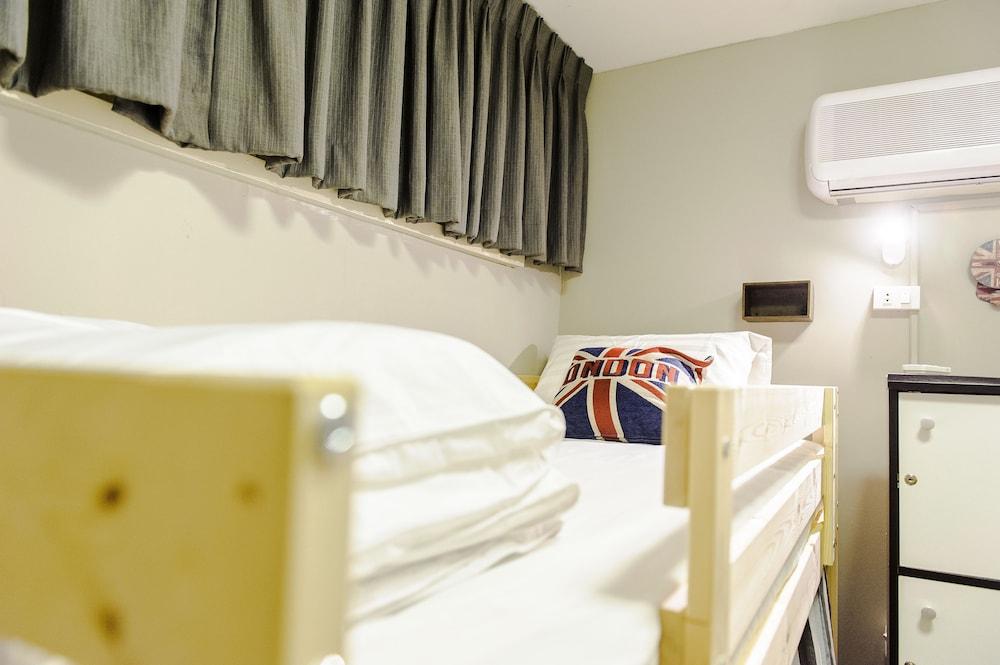 I-Sleep Silom Hostel Бангкок Экстерьер фото